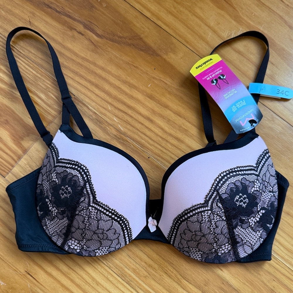 Chic Black and Pink Lace Push-Up Bra